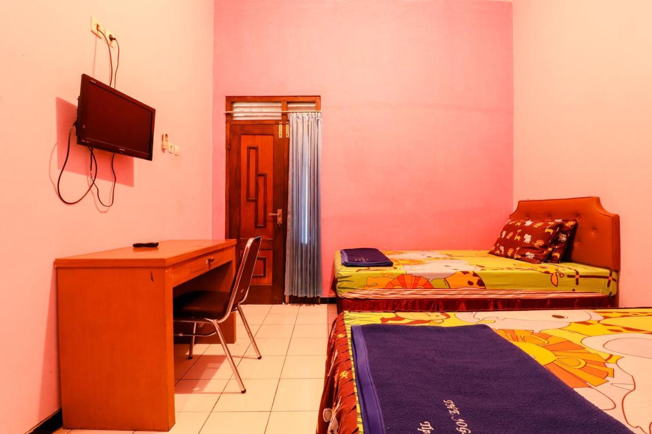 The Joglo Family Hotel Magelang Eksteriør bilde