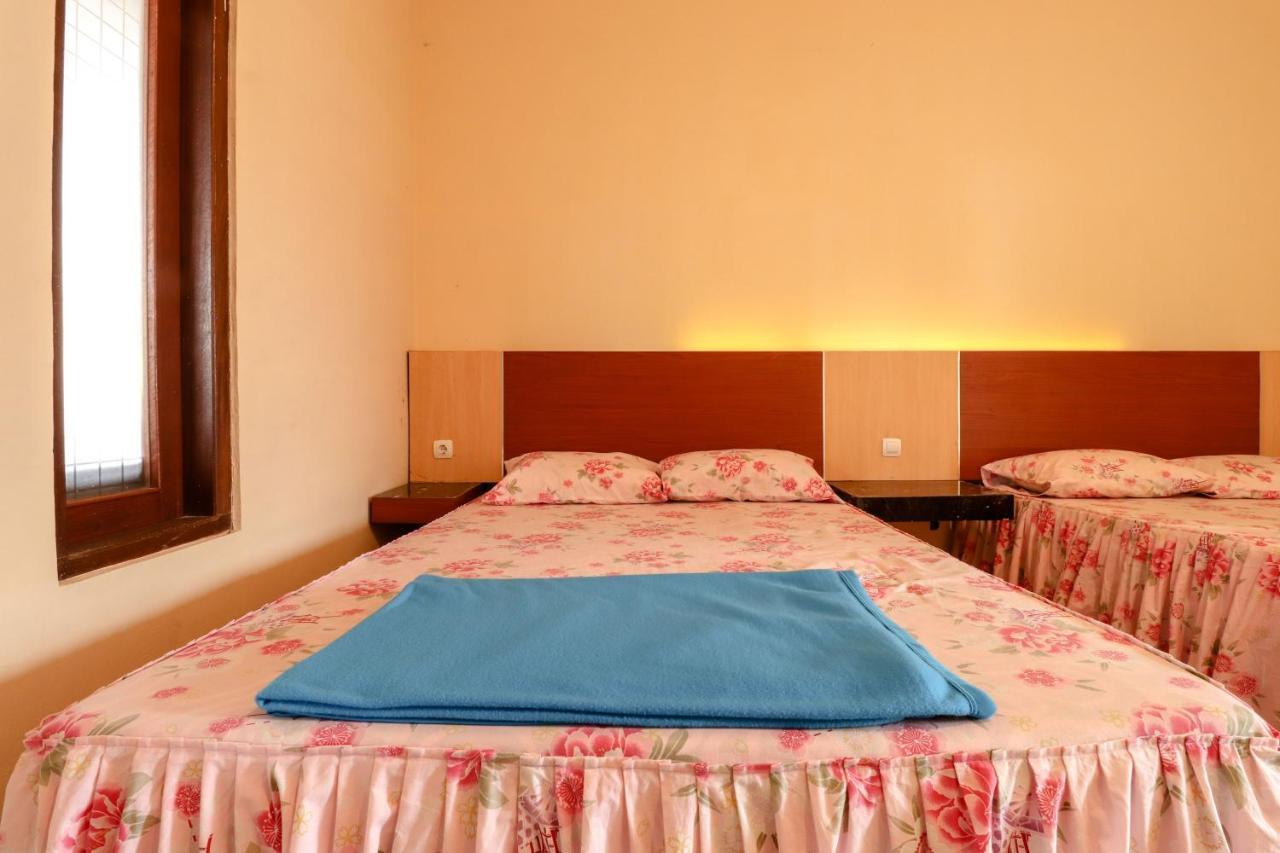 The Joglo Family Hotel Magelang Eksteriør bilde
