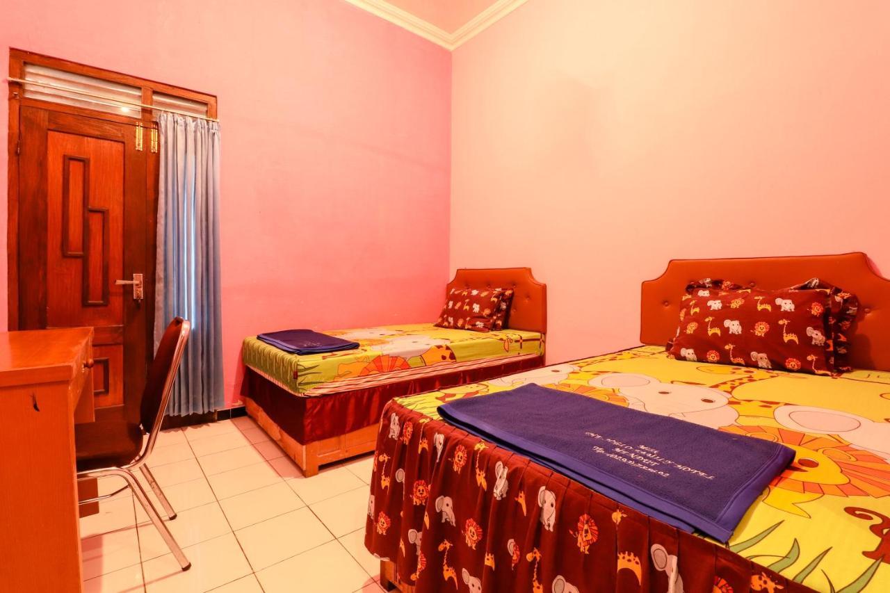 The Joglo Family Hotel Magelang Eksteriør bilde