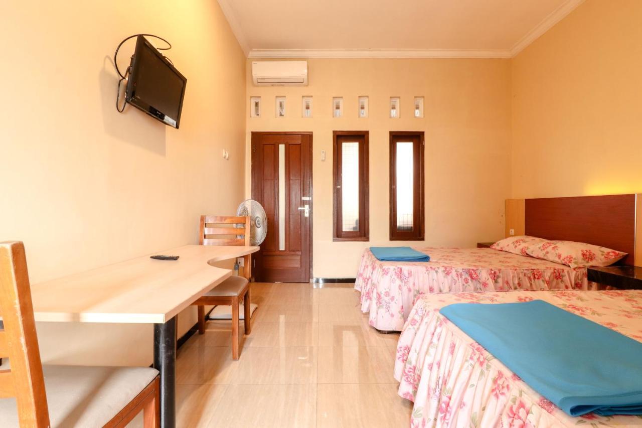 The Joglo Family Hotel Magelang Eksteriør bilde