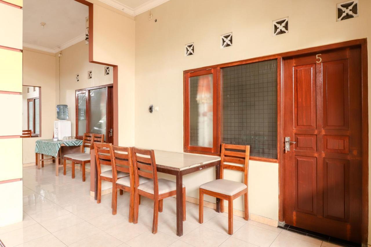 The Joglo Family Hotel Magelang Eksteriør bilde