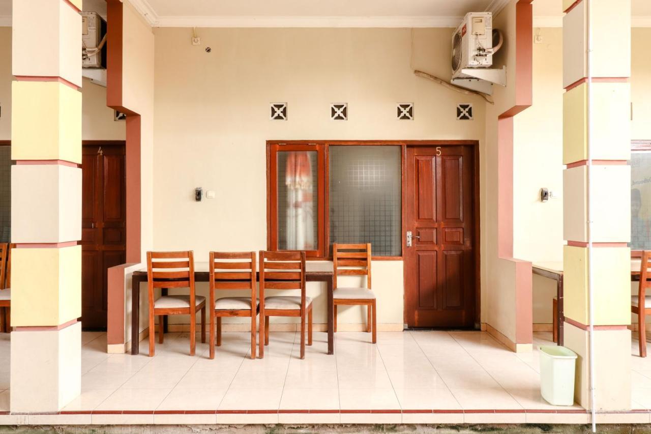 The Joglo Family Hotel Magelang Eksteriør bilde