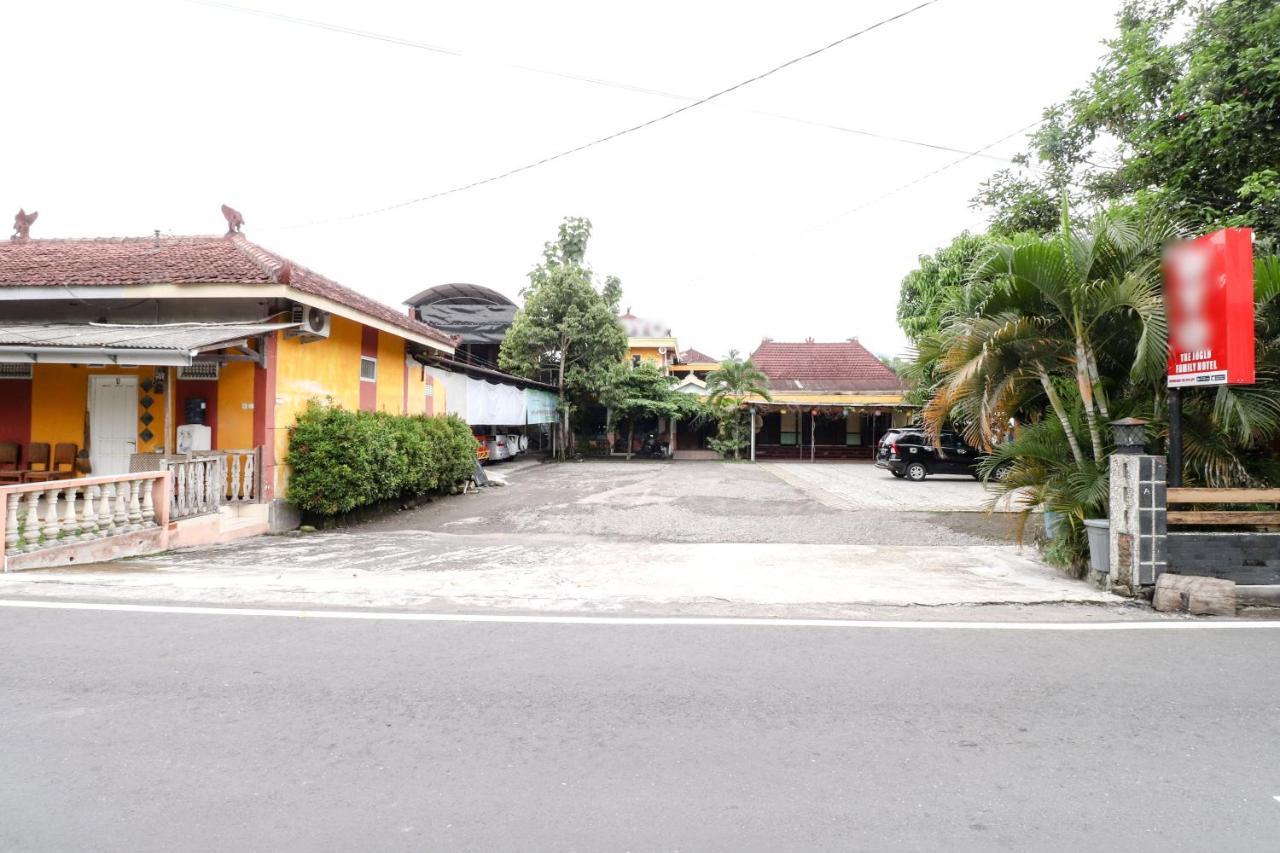 The Joglo Family Hotel Magelang Eksteriør bilde